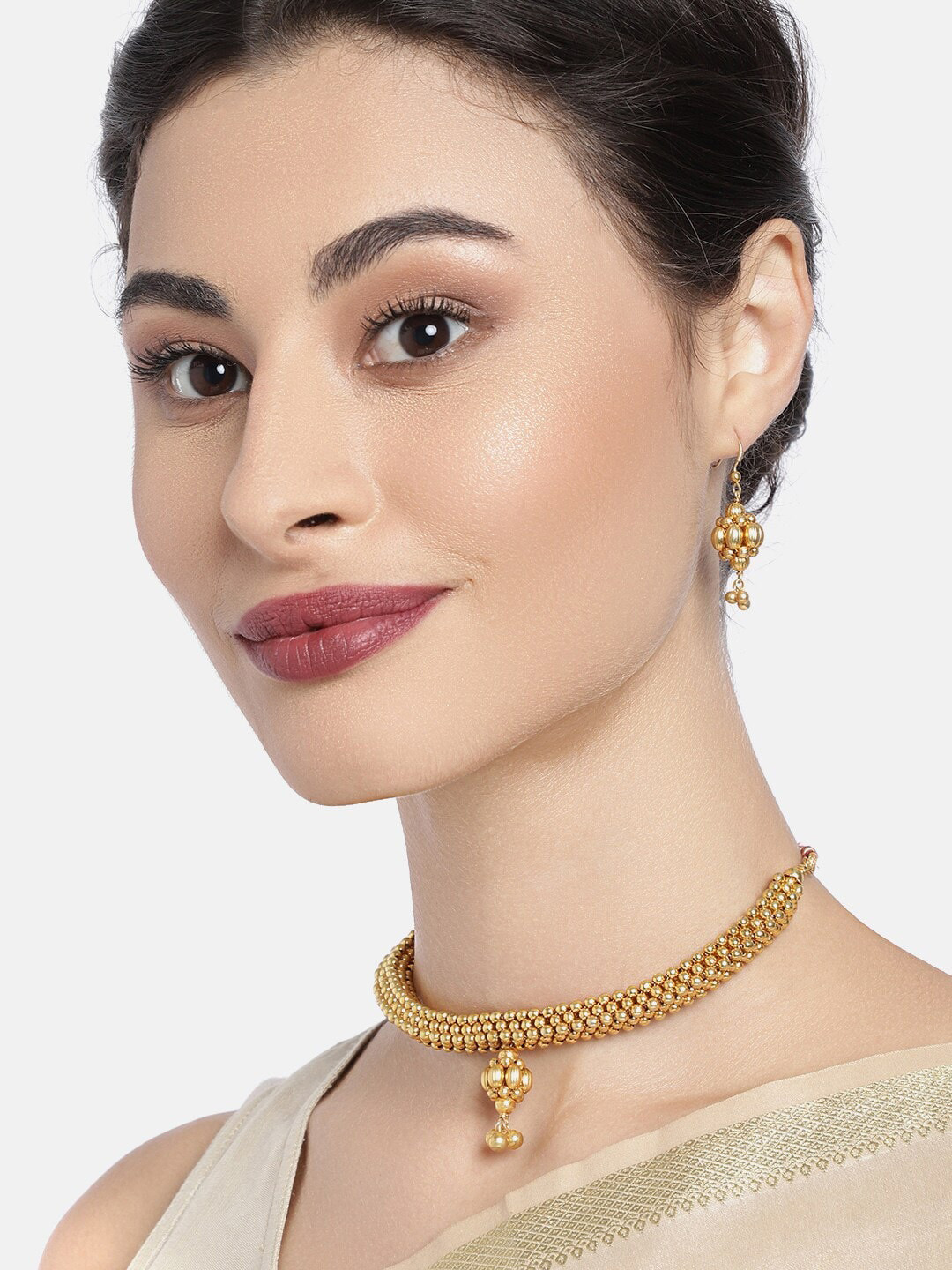 

AccessHer Gold-Plated Kundan Jewellery Set