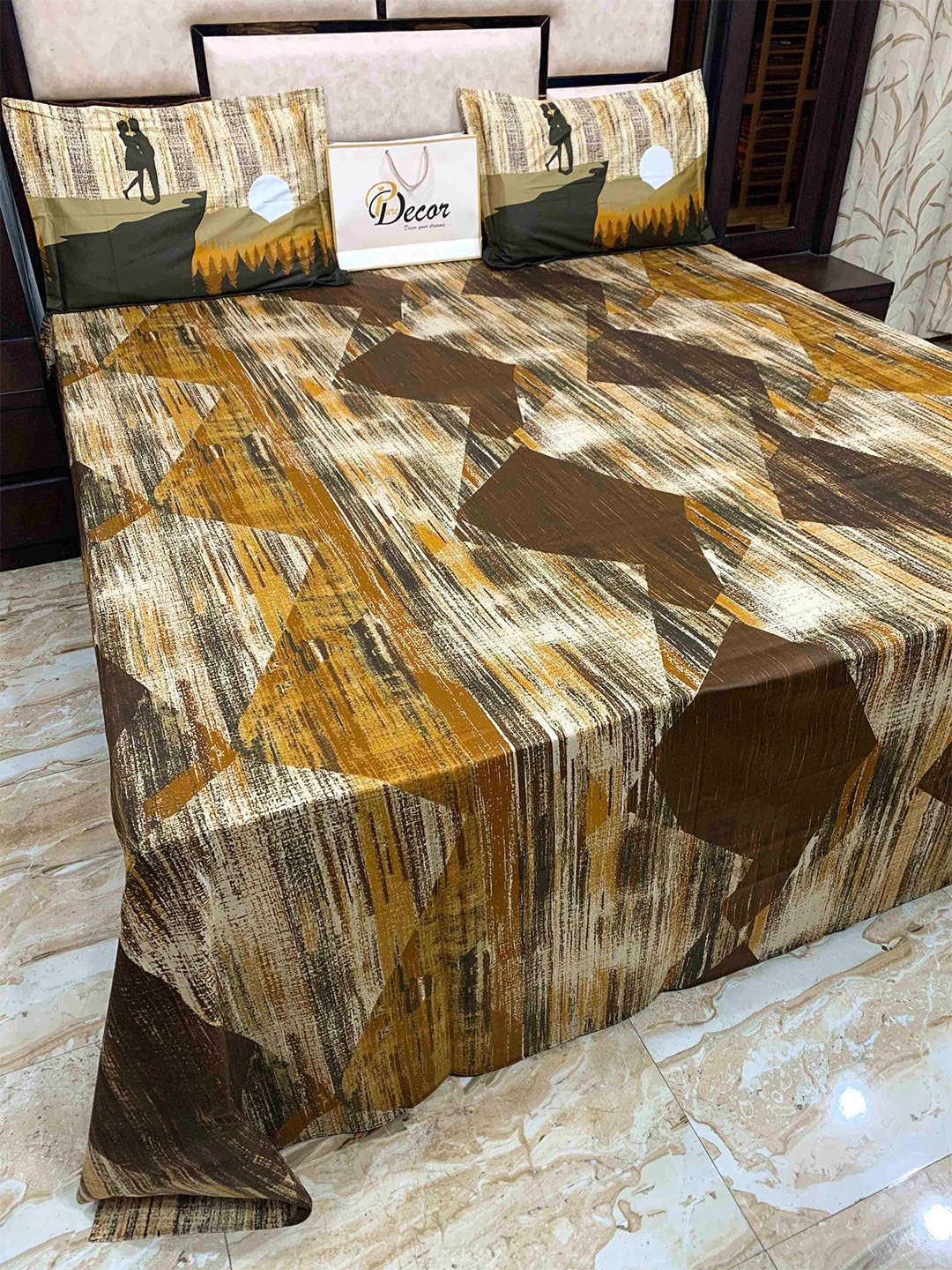 

Pure Decor Brown & White 400 TC King Bedsheet with 2 Pillow Covers