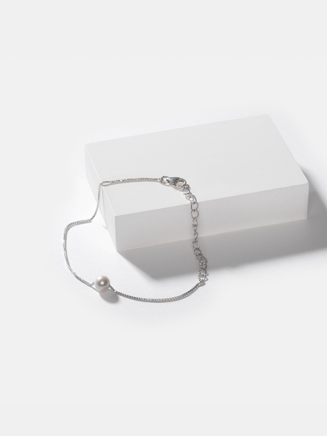 

SHAYA Women Silver-Toned & Silver Charm Bracelet