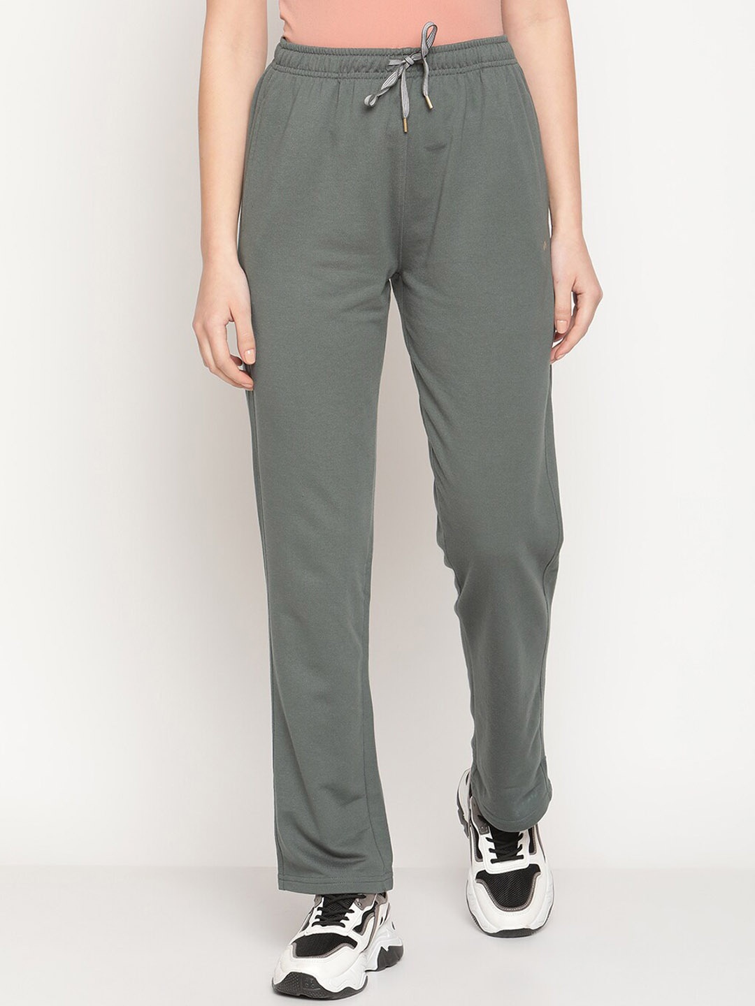 

METTLE Women Grey Solid Cotton Track Pants