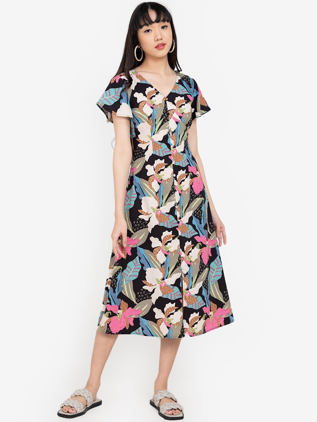 

ZALORA BASICS Black & Blue Floral Printed Dress