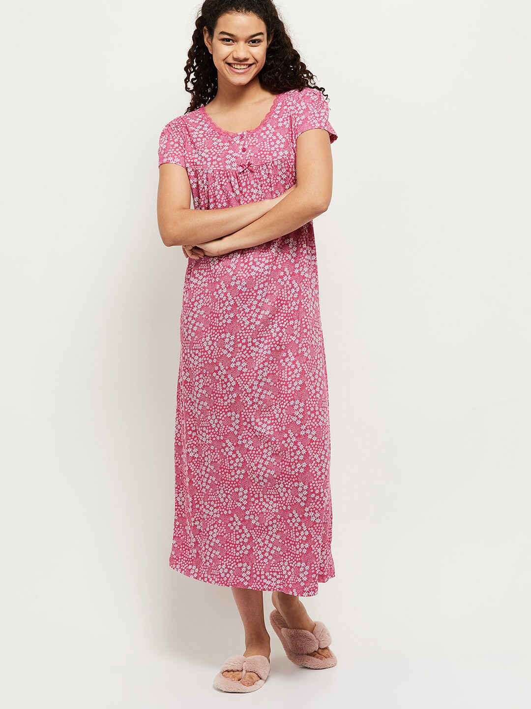 

max Red & White Printed Pure Cotton Maxi Nightdress