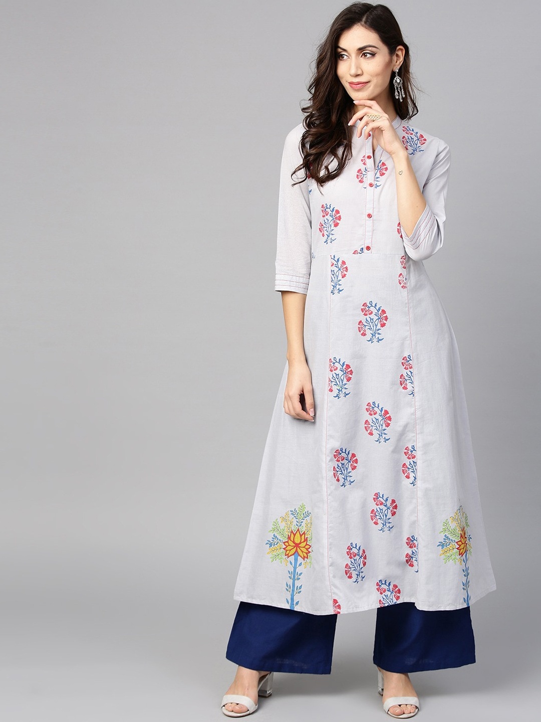

Tulsattva Women Grey & Blue Block Printed Keyhole Neck Thread Work Cotton Kurta