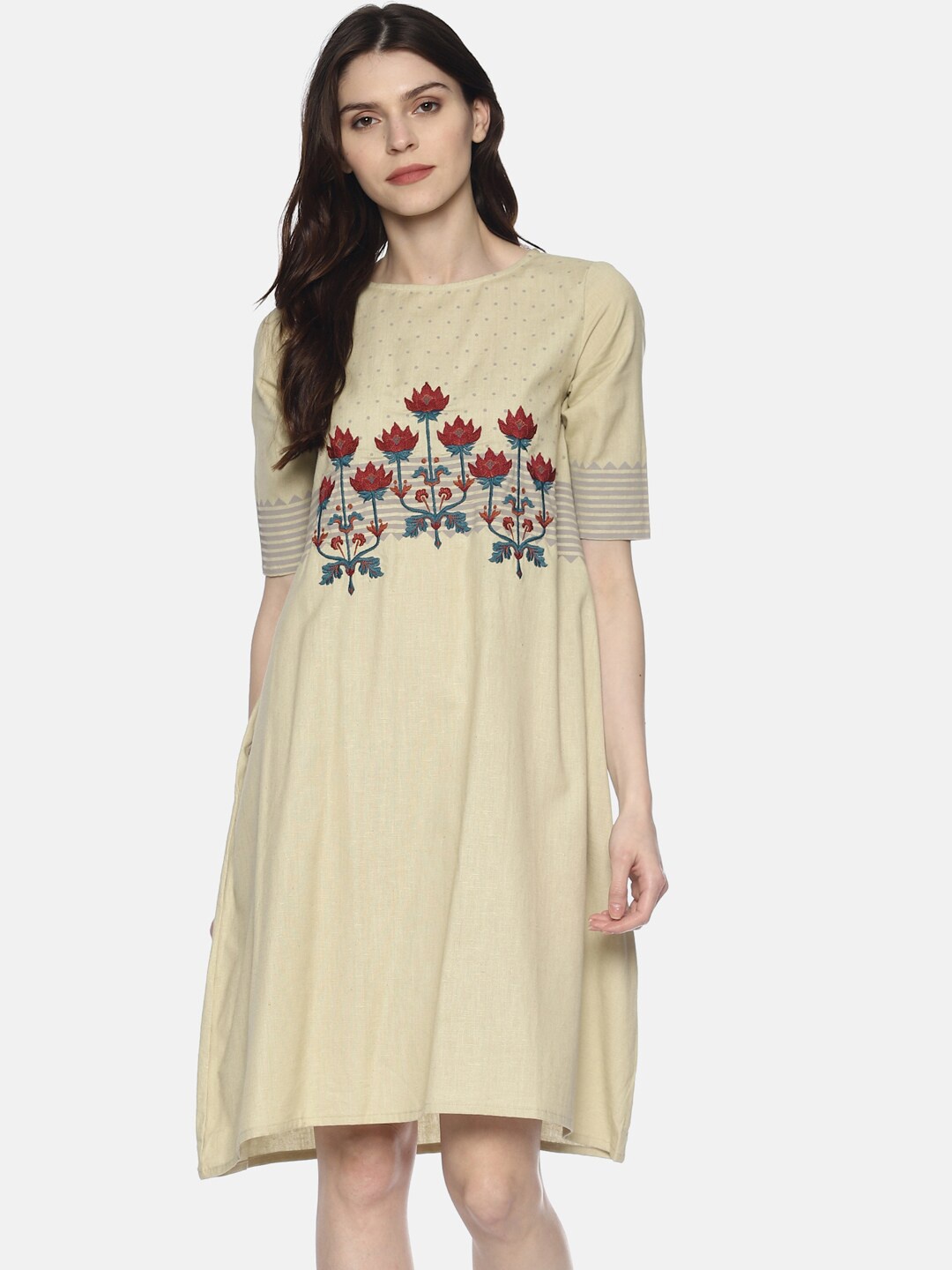 

UNTUNG Cream-Coloured Floral Embroidered A-Line Dress