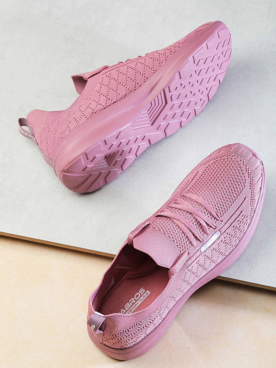 

ABROS Women Mauve Solid Running Shoes