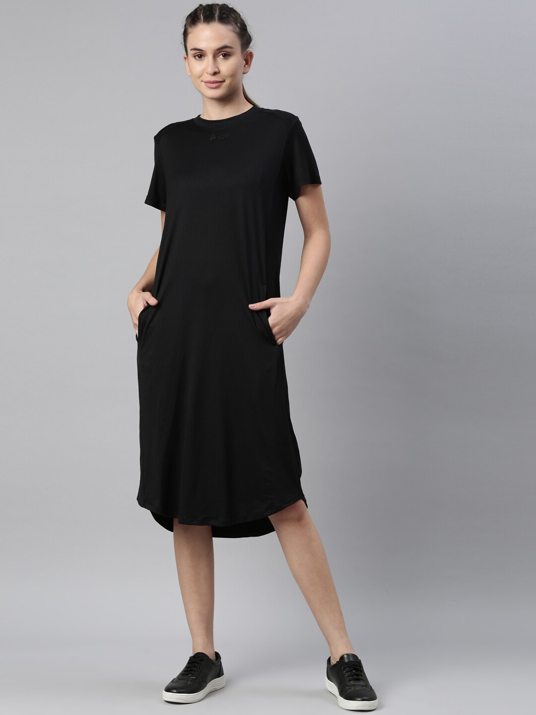 

Enamor Women Black Solid Dry Fit Antimicrobial T-shirt Dress