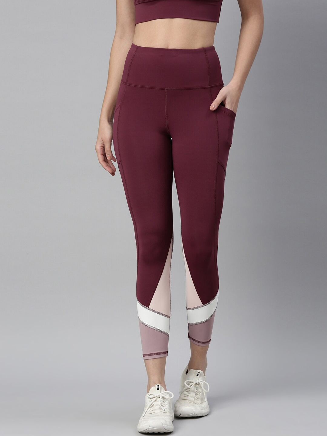

Enamor Women Colourblock Dry Fit Antimicrobial High-Waist Engineered Leggings E158, Maroon