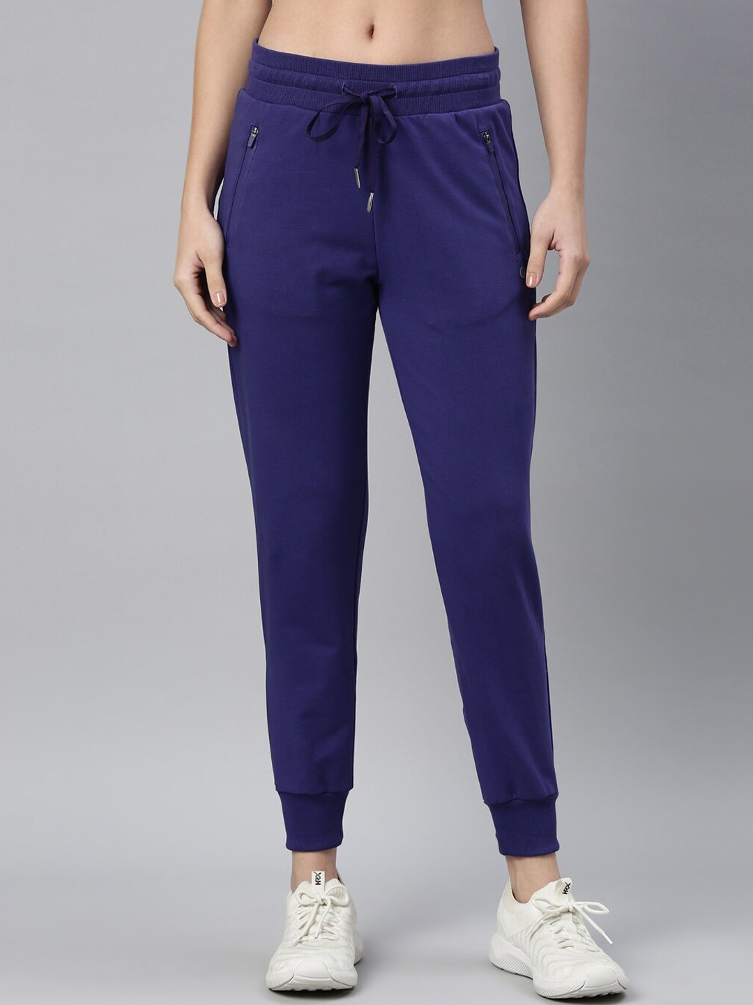 

Enamor Women Blue Dry Fit Antimicrobial Solid Joggers
