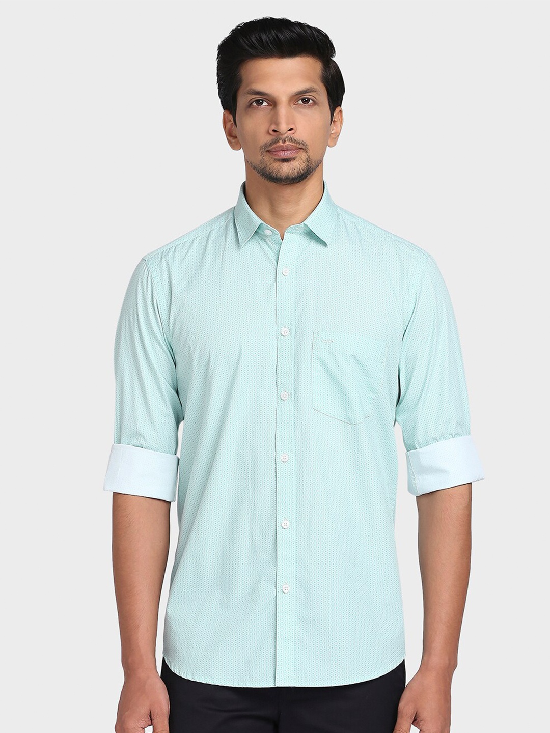 

ColorPlus Men Green Casual Shirt