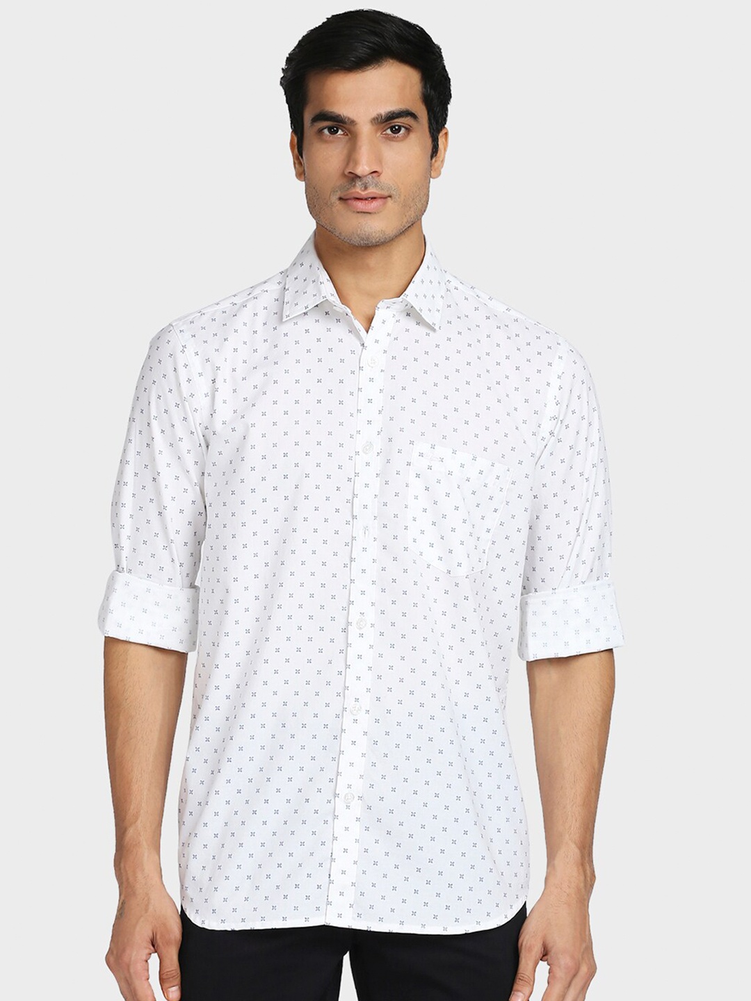 

ColorPlus Men White Tailored Fit Printed Cotton Casual Shirt