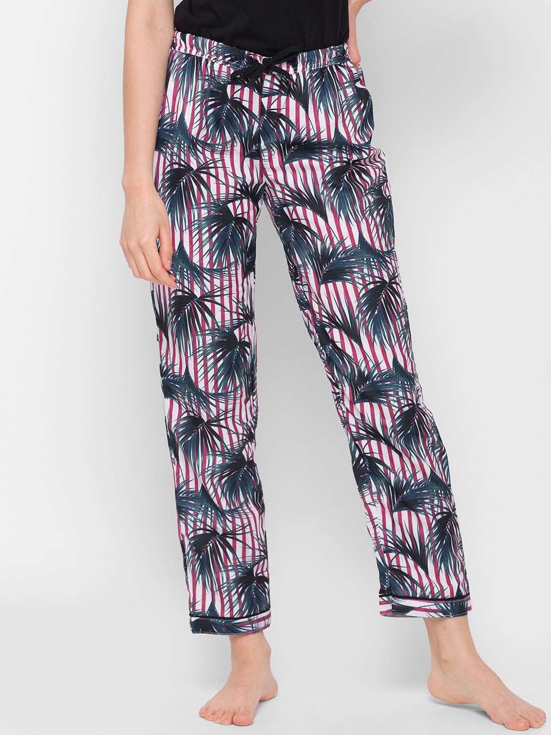 

NOIRA Women Red & Teal Green Printed Lounge Pants