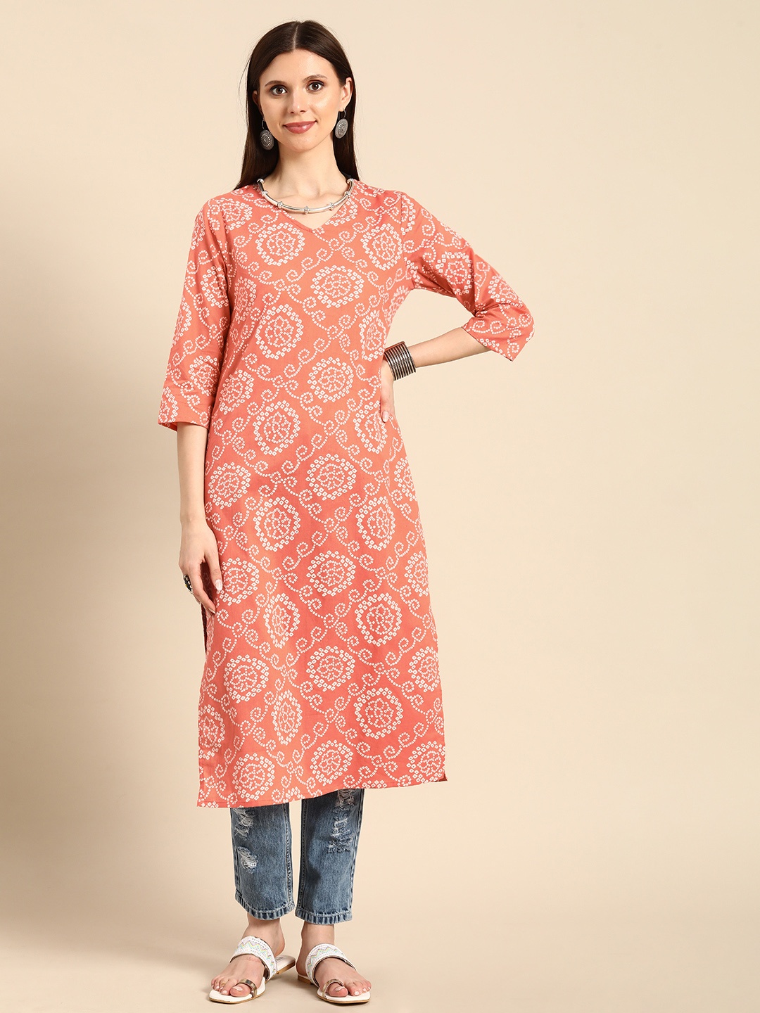 

Anouk Women Coral Orange & White Bandhani Printed V-Neck Pure Cotton Straight Kurta