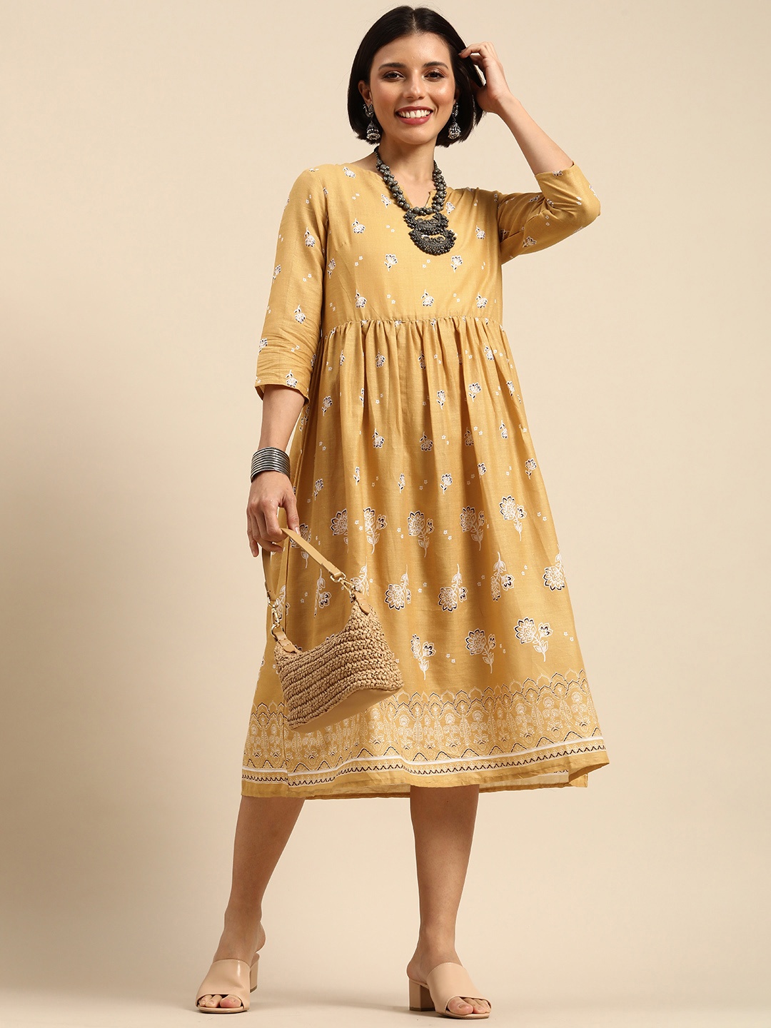 

Anouk Women Beige Floral Printed Pure Cotton Fit And Flare Midi Dress