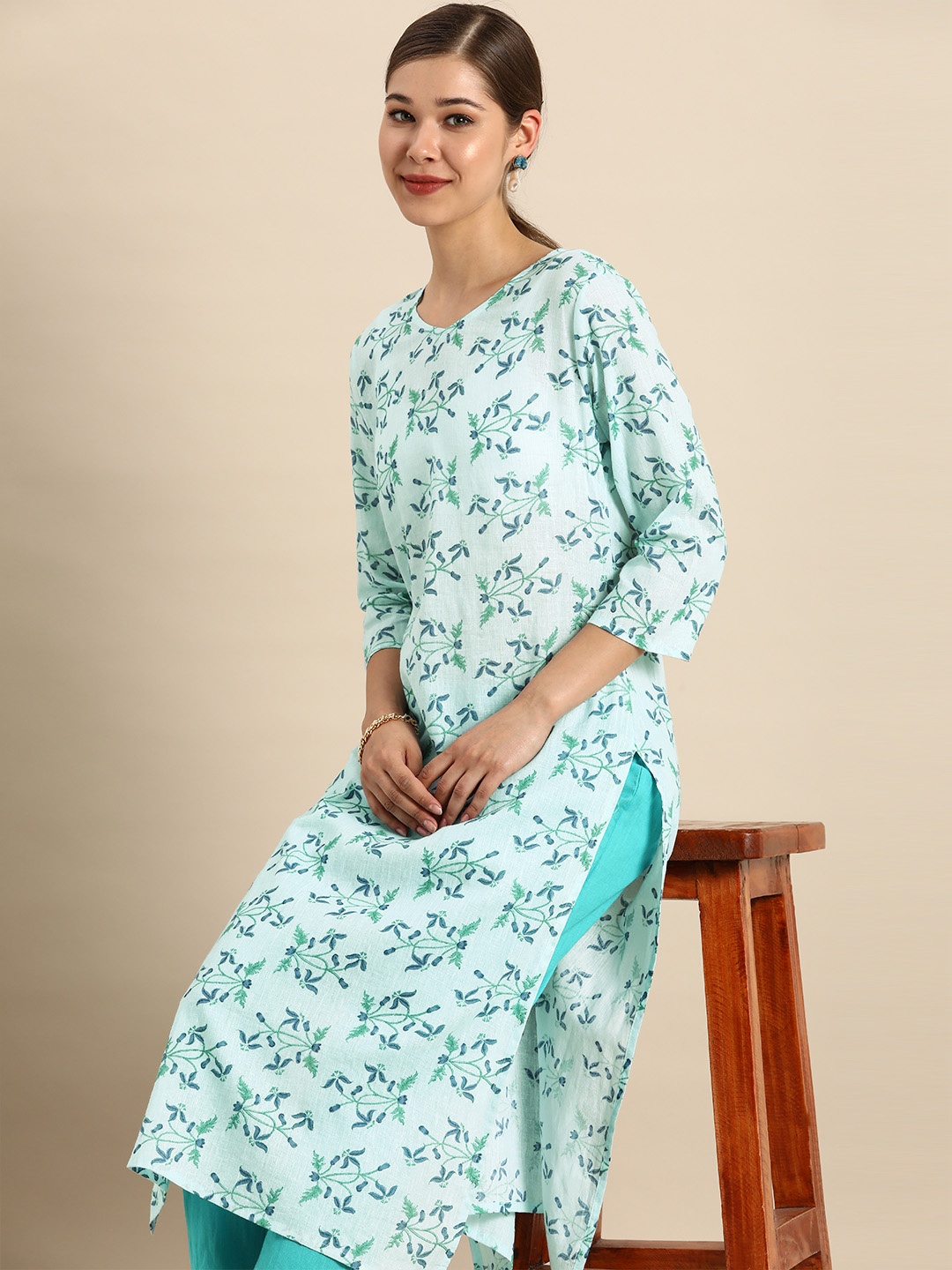 

Anouk Women Blue & Green Floral Printed Pure Cotton Kurta