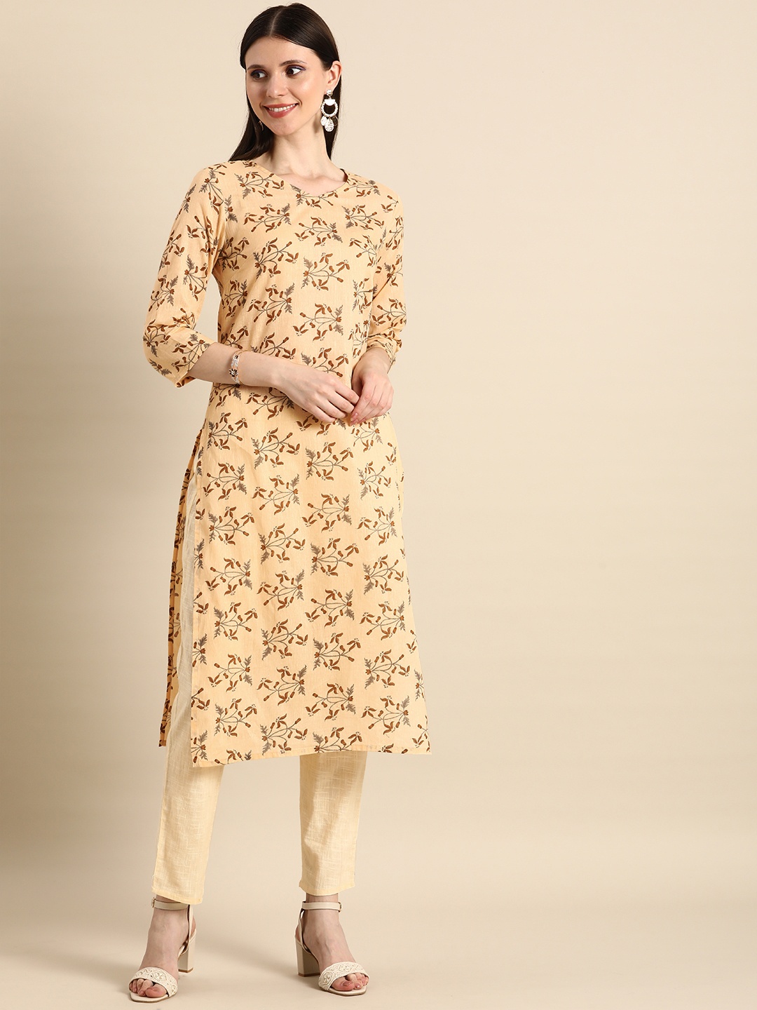 

Anouk Women Beige & Brown Floral Printed Pure Cotton Kurta