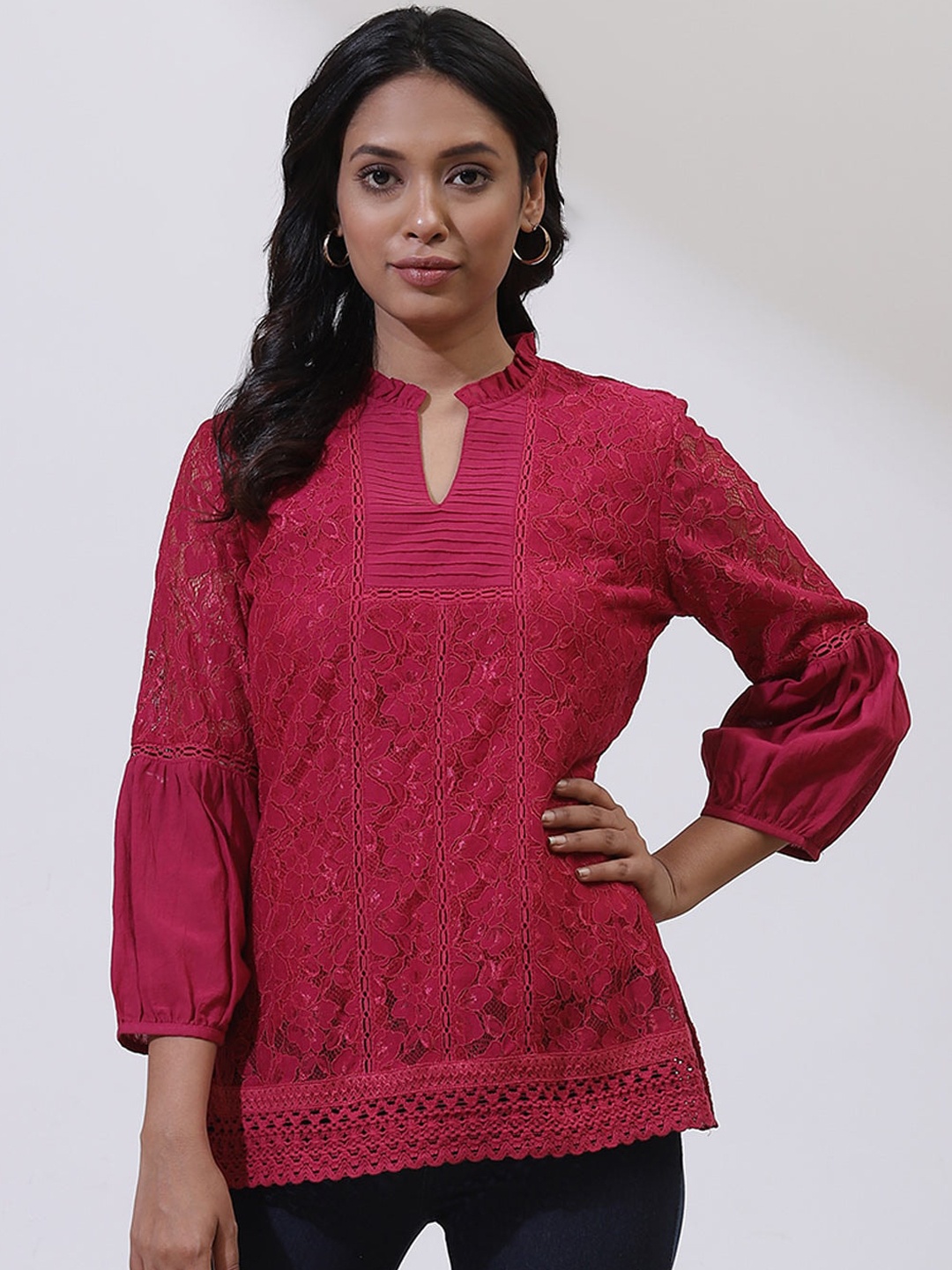 

Lakshita Women Pink Floral Lace Kurta