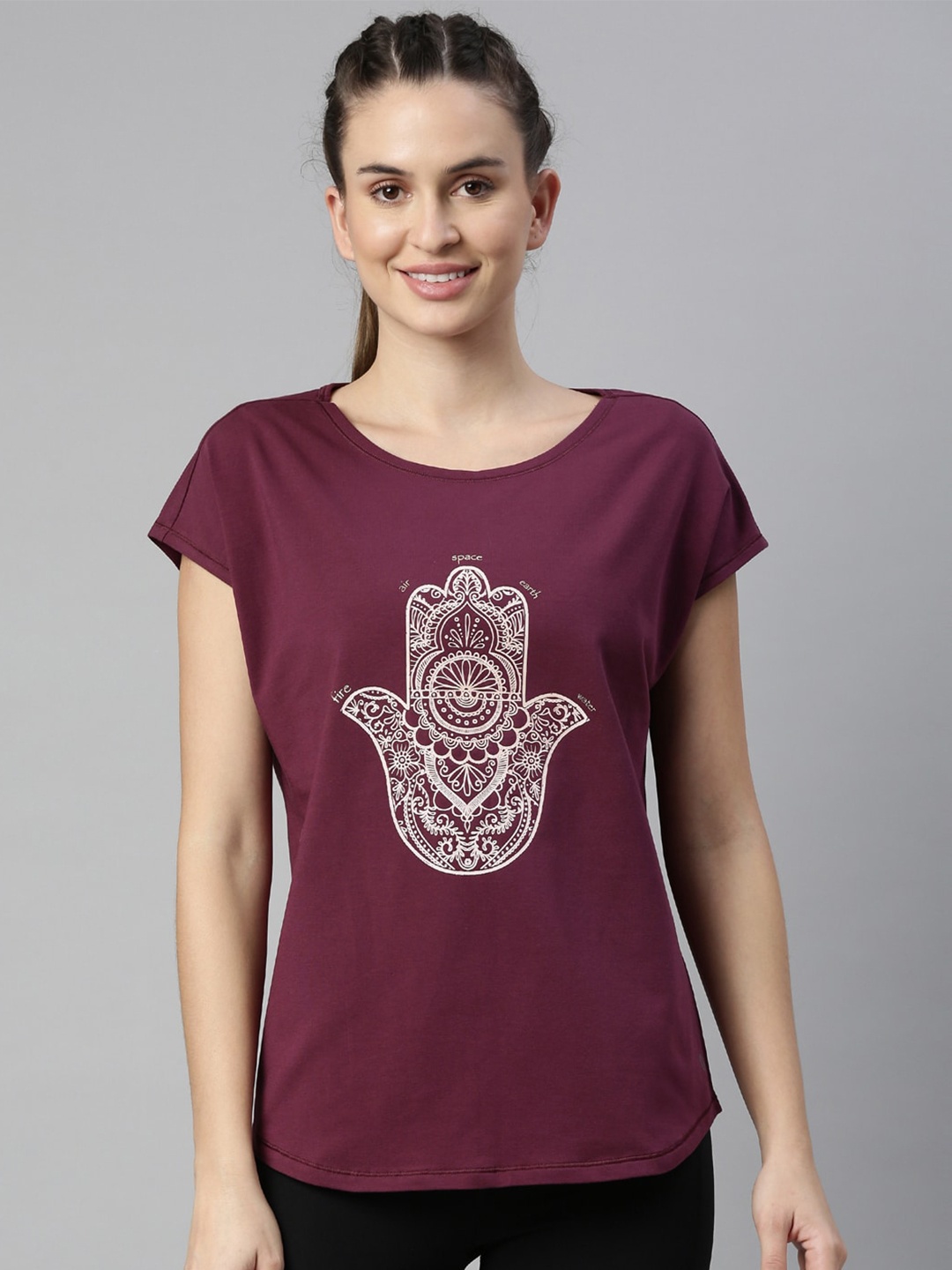 

Enamor Women Maroon Printed Antimicrobial Outdoor T-shirt