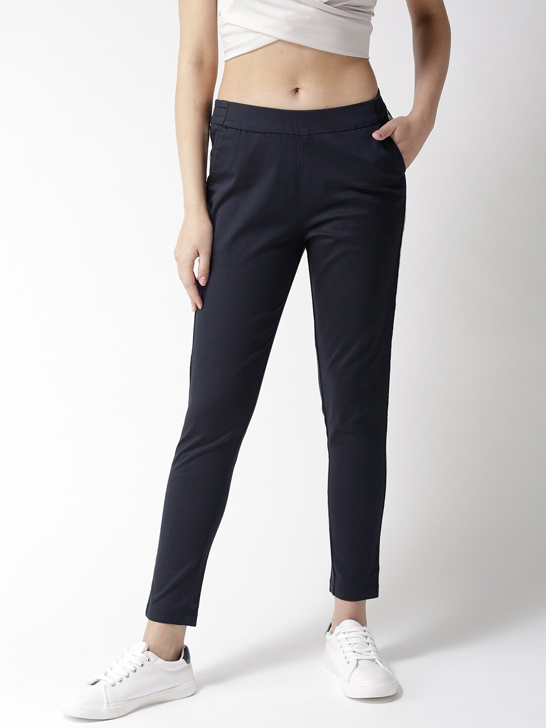 

Xpose Women Navy Blue Solid Side Taping Skinny-Fit Jeggings