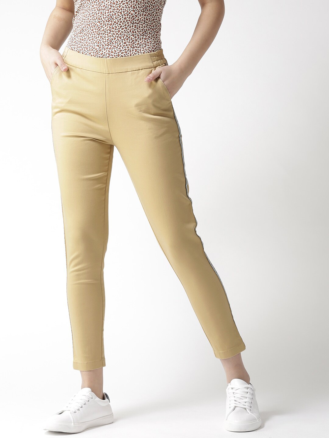 

Xpose Women Tan Brown Solid Skinny-Fit High Rise Jeggings