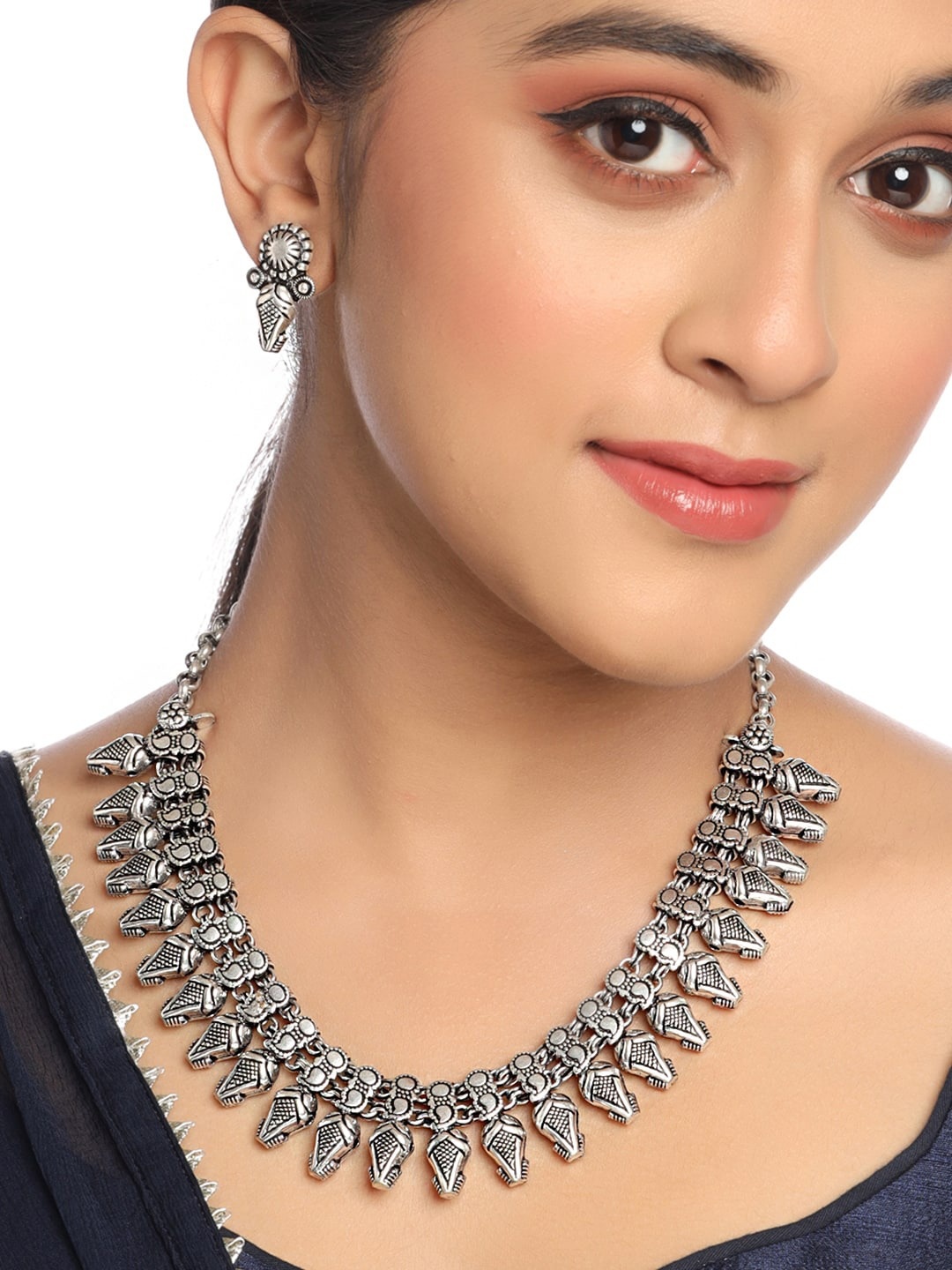 

Yellow Chimes Oxidised Silver-Plated Kolhapuri Jewellery Set