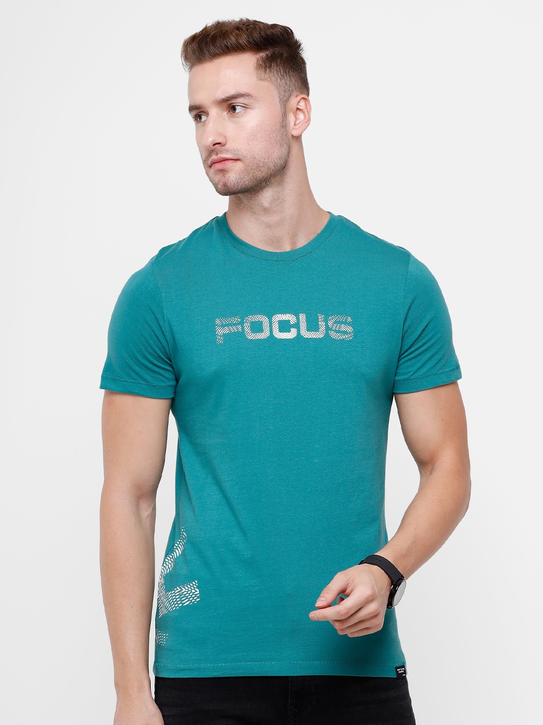 

WROGN Men Teal Green Typography Printed Slim Fit Pure Cotton T-shirt