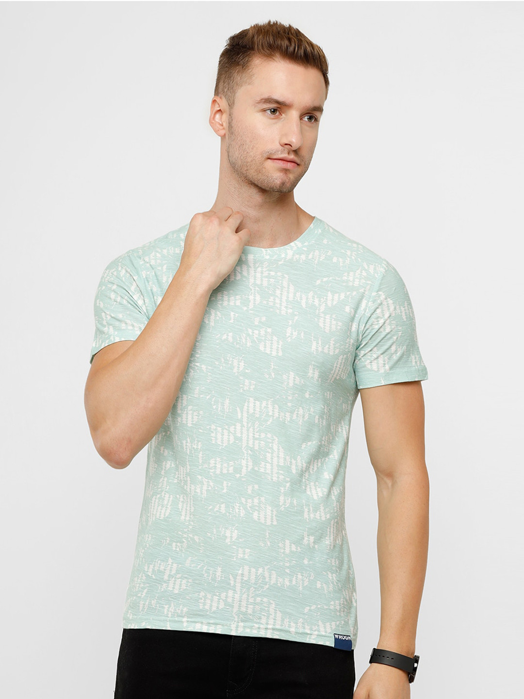 

WROGN Men Off-White Printed Slim Fit Cotton T-shirt