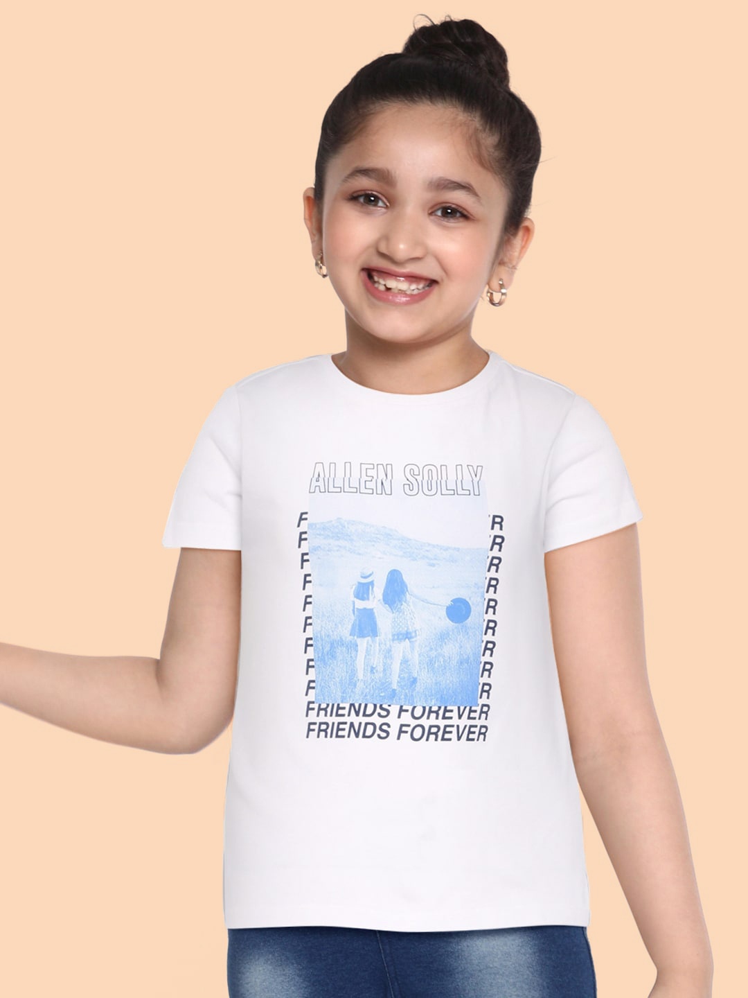 

Allen Solly Junior Girls White Brand Logo Printed T-shirt