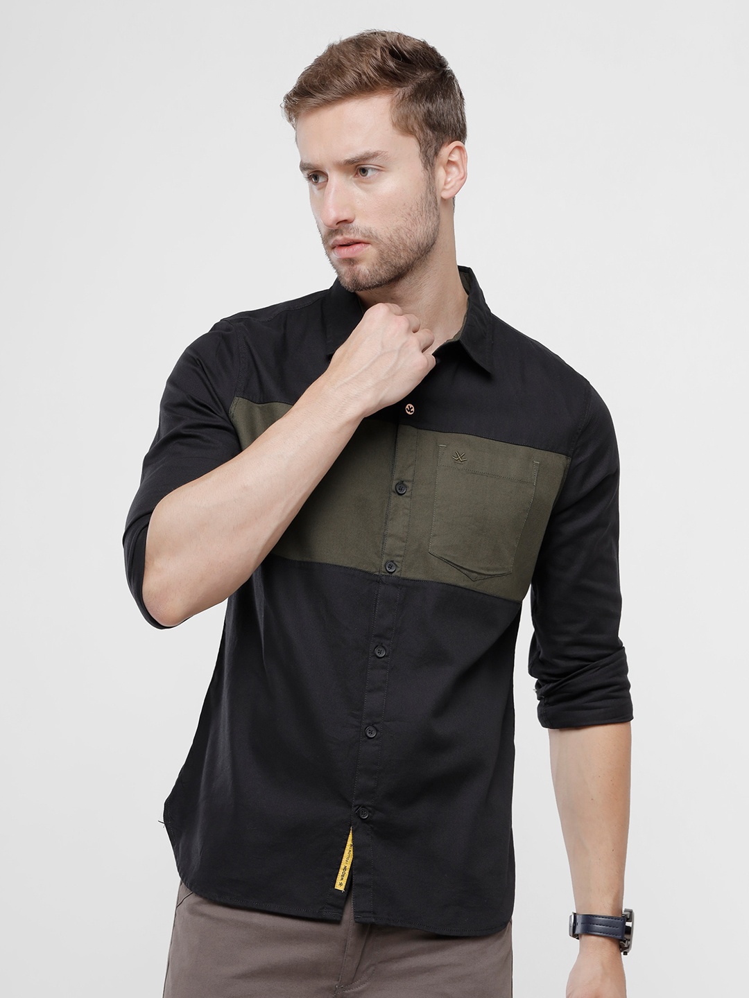 

WROGN Men Black Slim Fit Colourblocked Cotton Casual Shirt