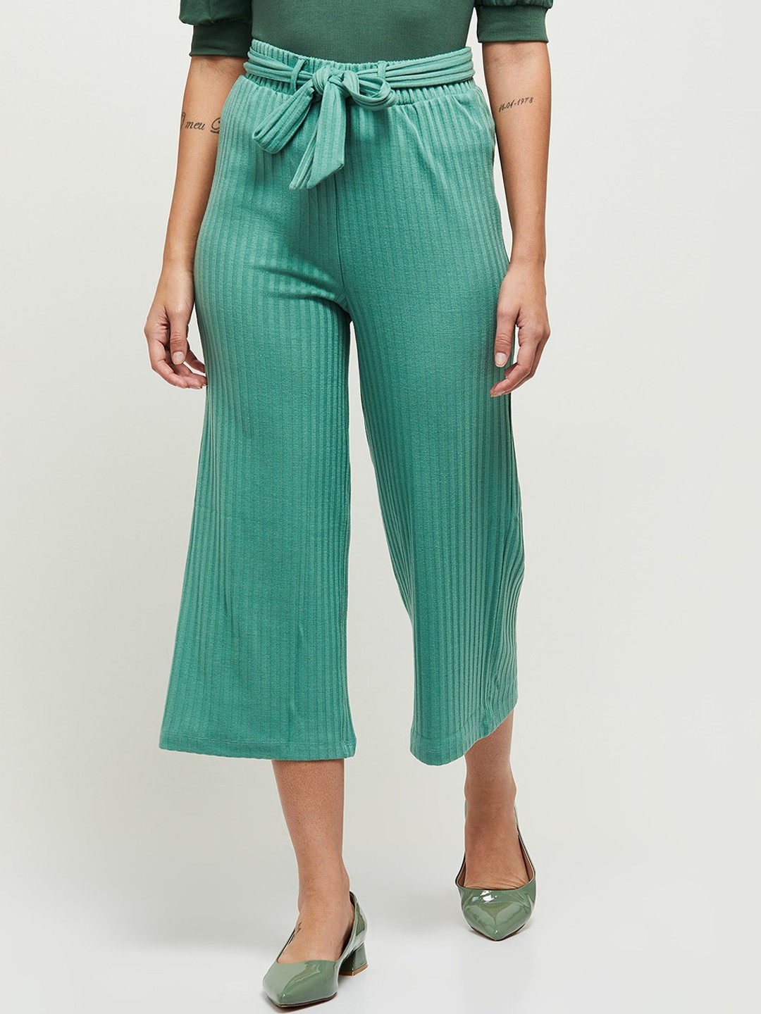 

max Women Green Striped Culottes Trousers