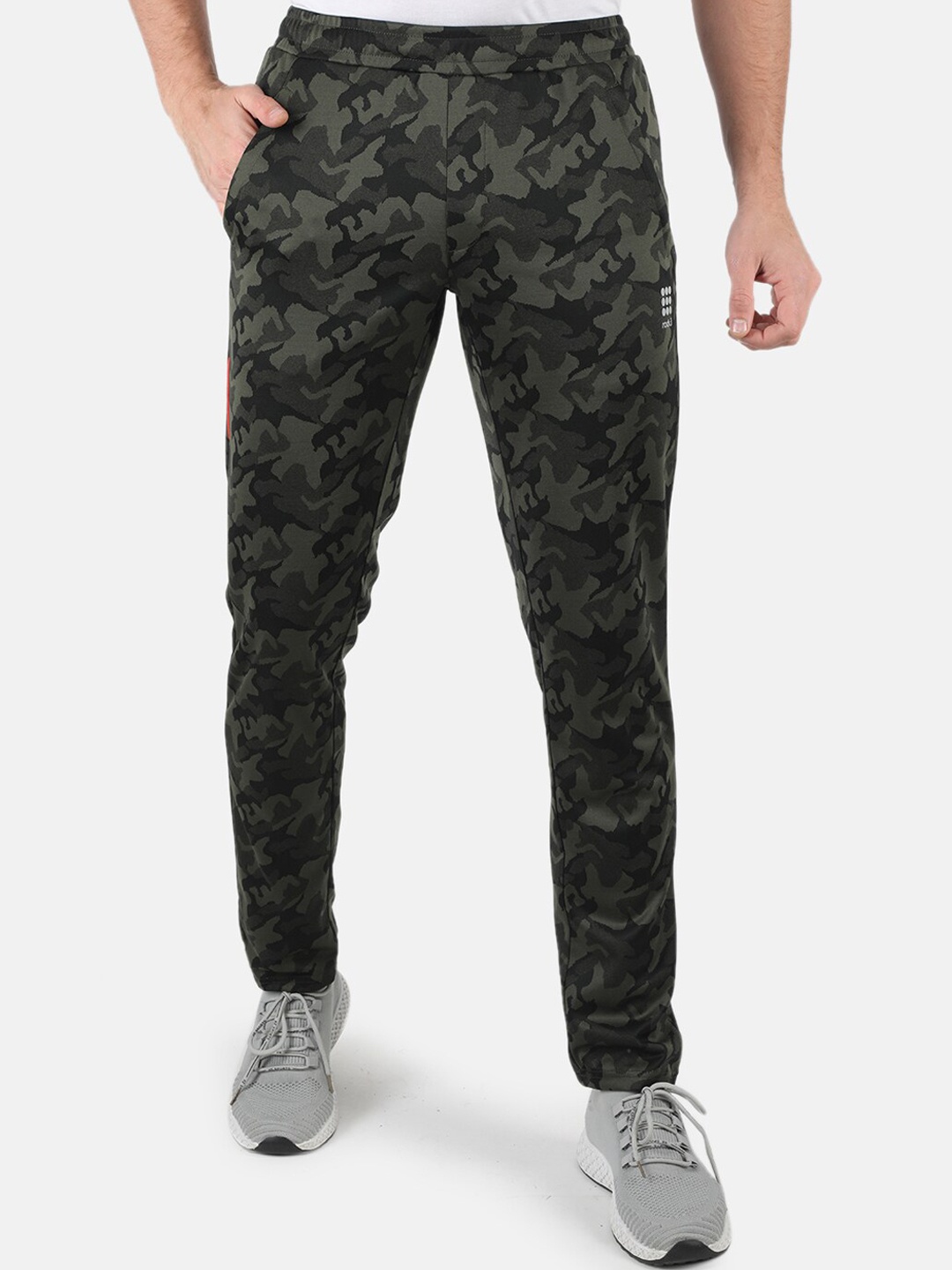 

rock.it Men Olive Green Camouflage Printed Track Pants