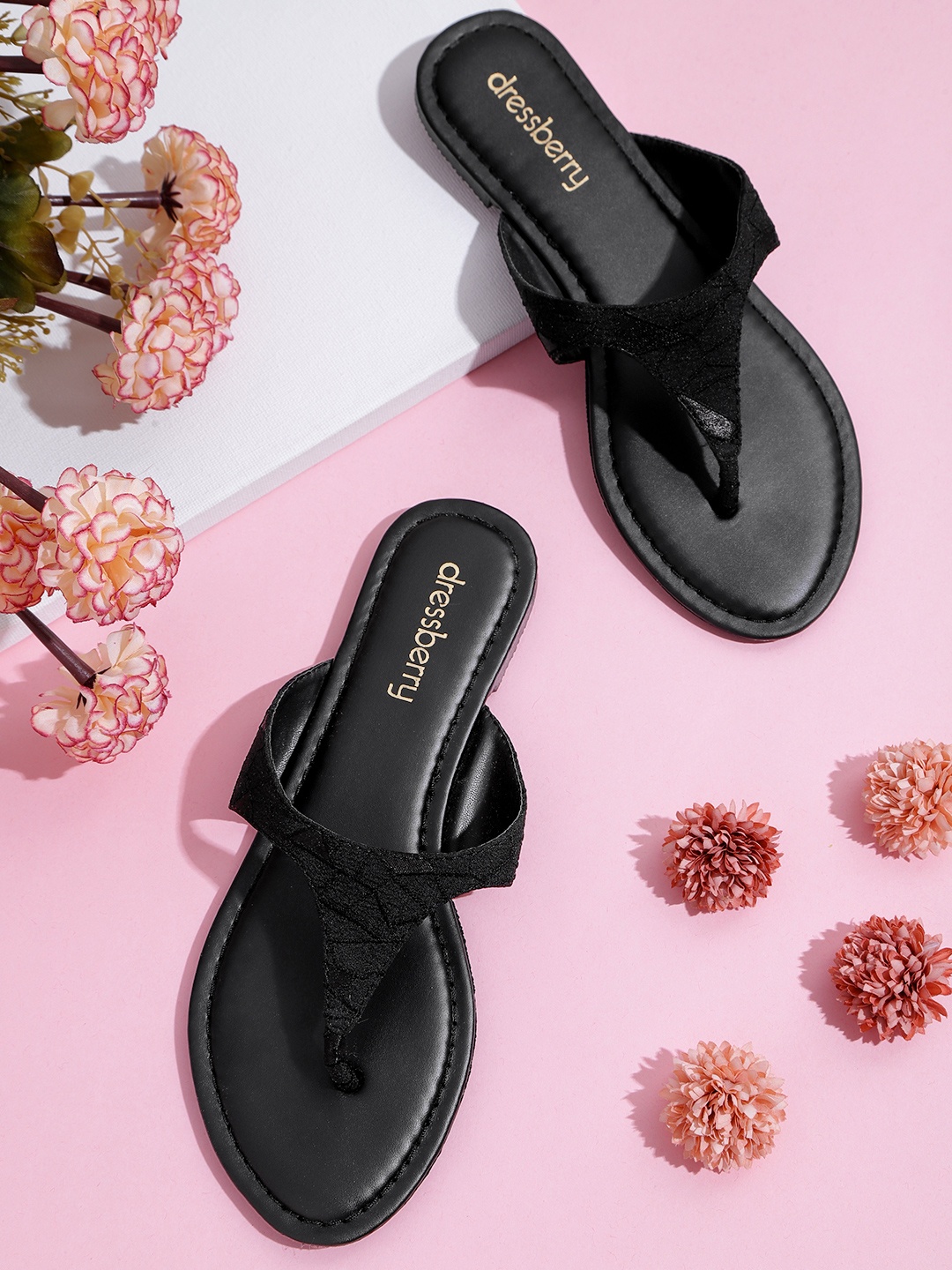 

DressBerry Women Black Textured Open Toe Flats