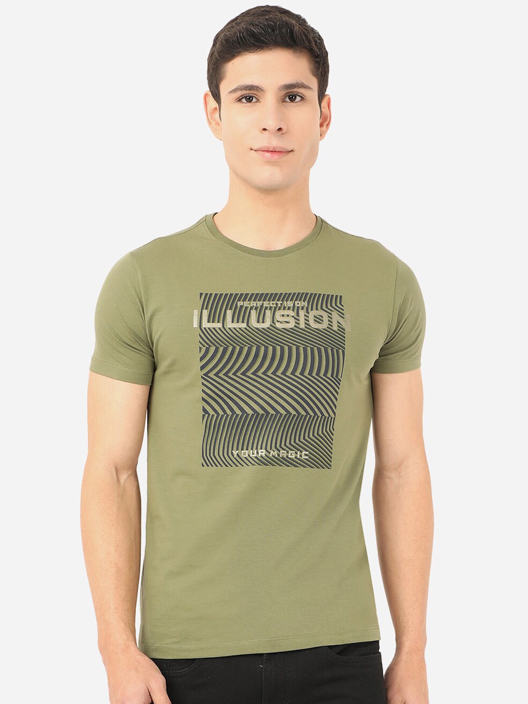 

JADE BLUE Men Olive Green Typography Printed Pure Cotton Slim Fit T-shirt