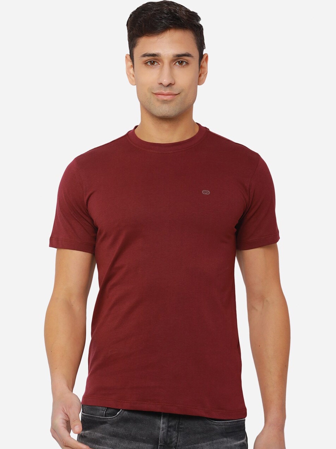 

JADE BLUE Men Maroon Slim Fit Cotton T-shirt