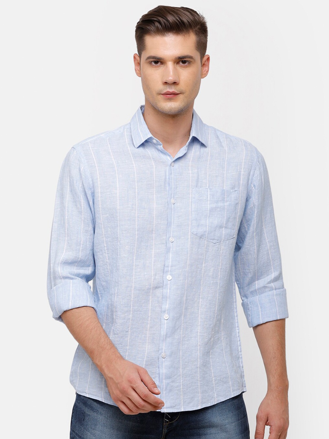 

Linen Club Men Blue Regular Fit Striped Casual Shirt