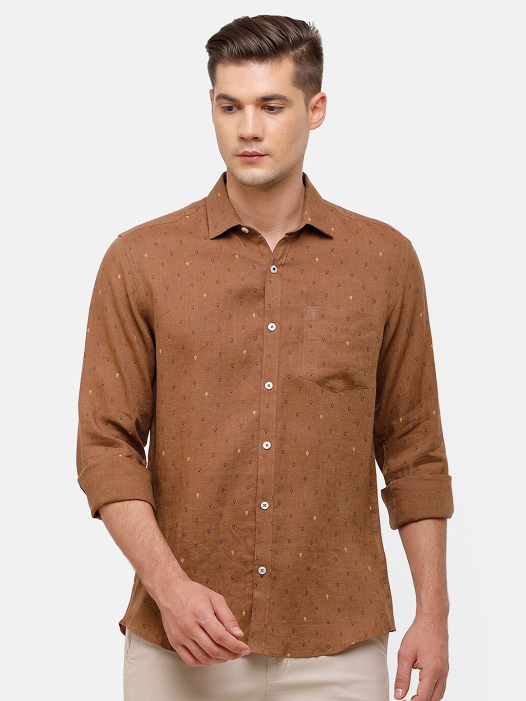 

Linen Club Men Brown Micro Ditsy Printed Linen Casual Shirt