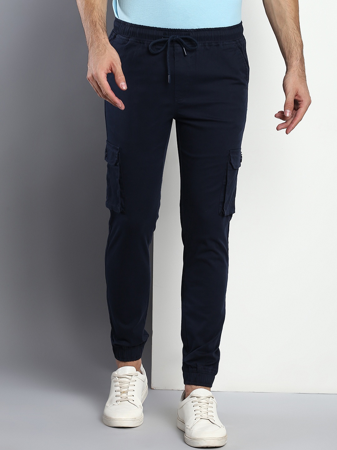 Dennis Lingo Men Navy Blue Tapered Fit Cotton Cargo Joggers