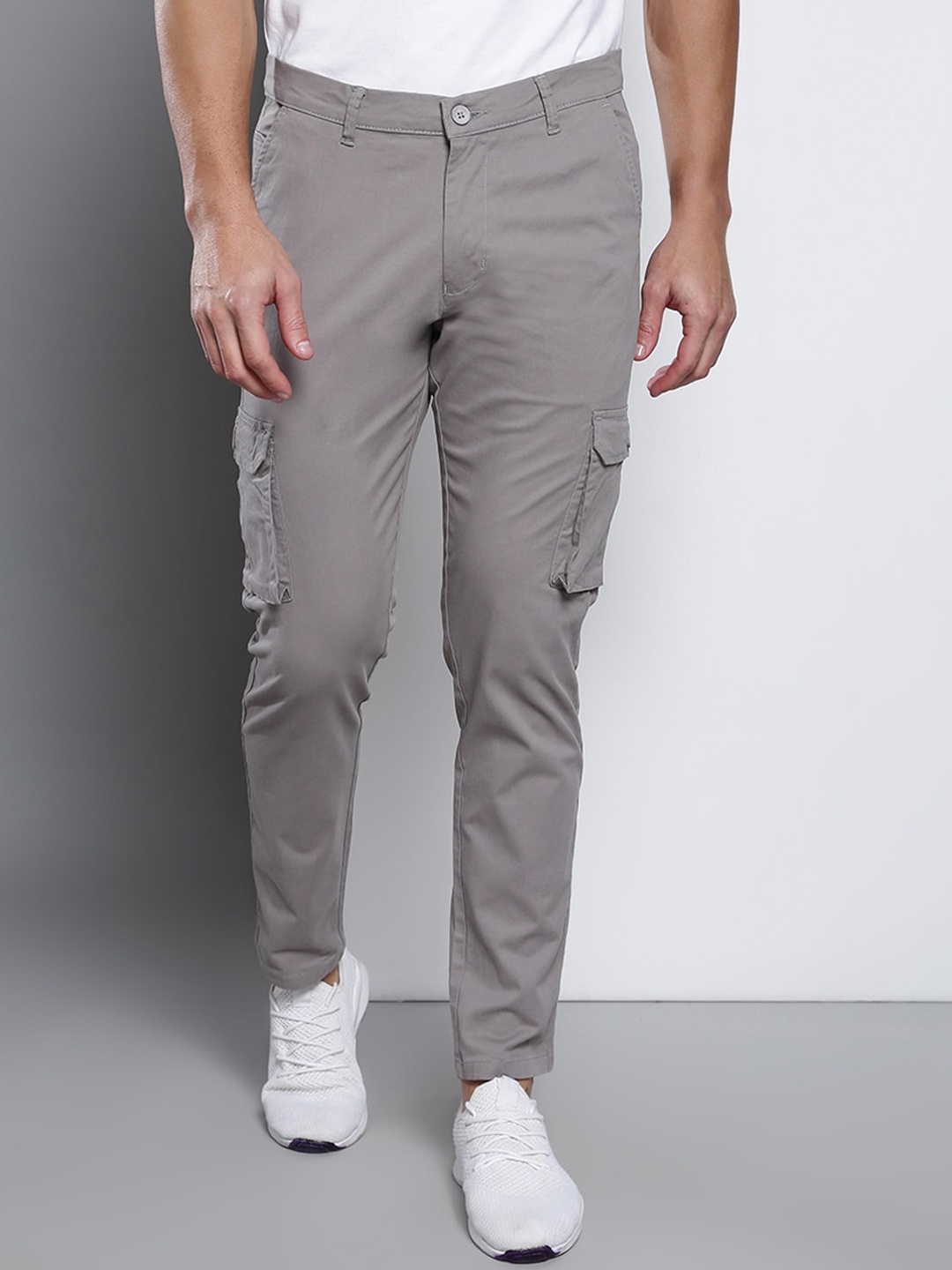 

Dennis Lingo Men Grey Tapered Fit Cotton Cargos Trousers