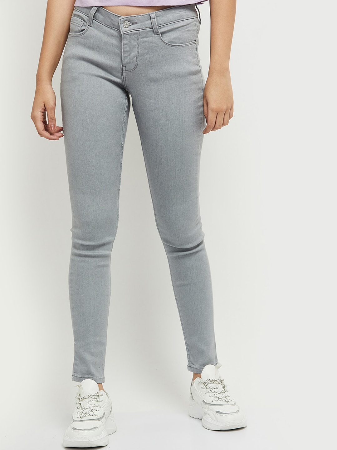 

max Women Grey Jeans