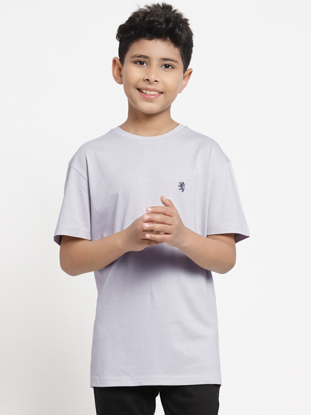 

Red Tape Boys Grey Solid Cotton Round Neck T-shirt