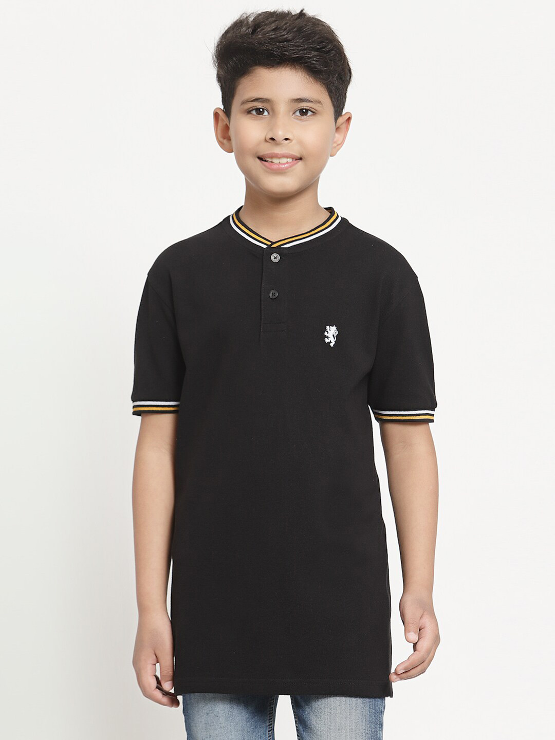 

Red Tape Boys Black Henley Neck Pure Cotton Cotton T-shirt