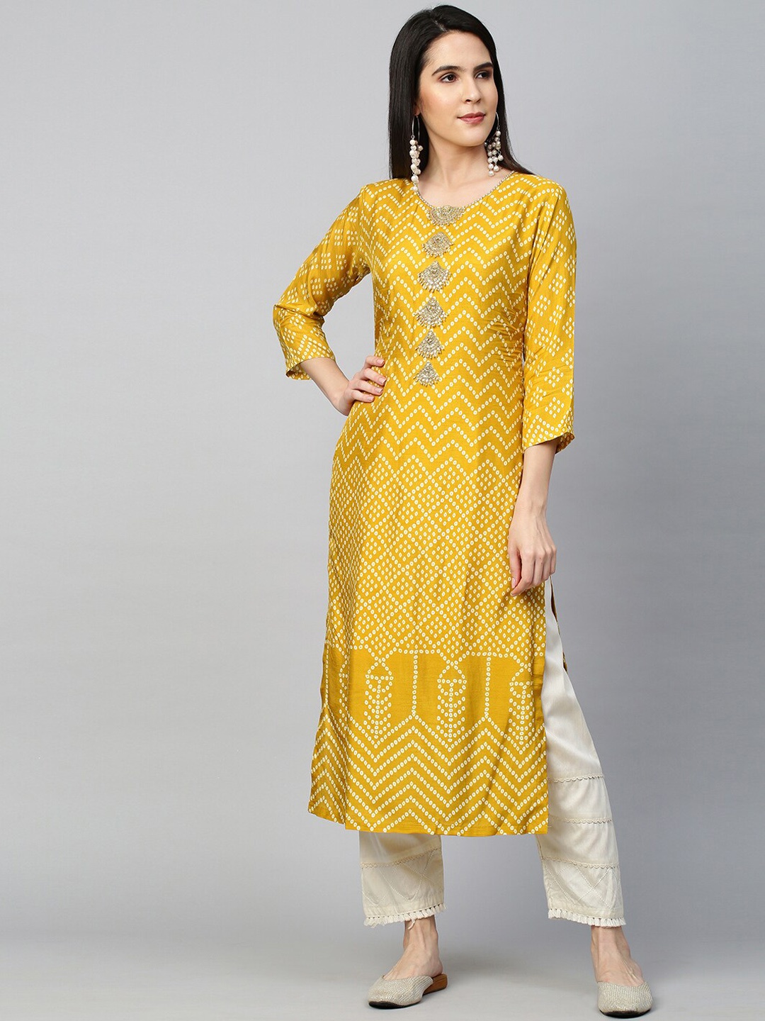 

FASHOR Women Mustard Yellow Bandhani Printed Flared Sleeves Kurta