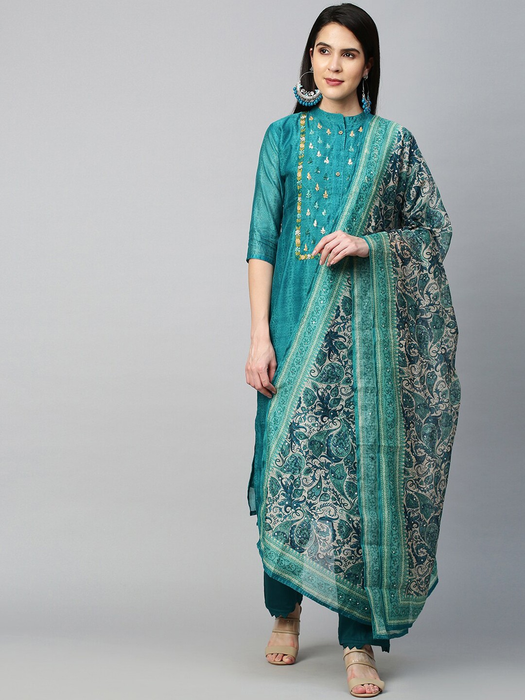 

FASHOR Women Sea Green Ethnic Motifs Printed Thread Work Chanderi Silk Kurta With Dupatta