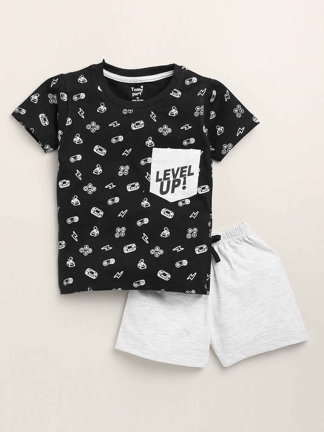 

Toonyport Boys Black & White Printed Pure Cotton T-shirt with Shorts