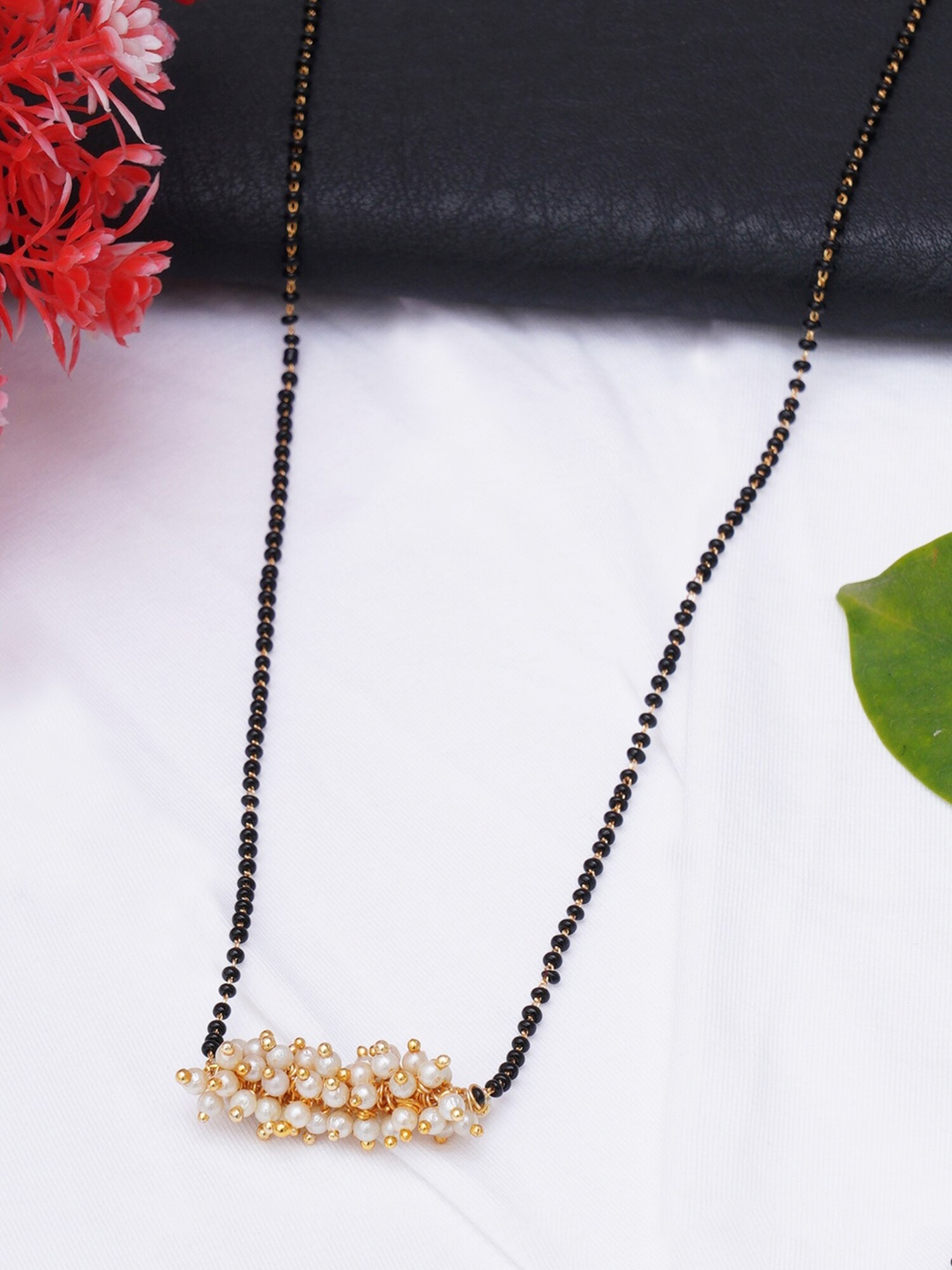 

KARATCART Gold-Plated Pearl Studded Kundan Mangalsutra