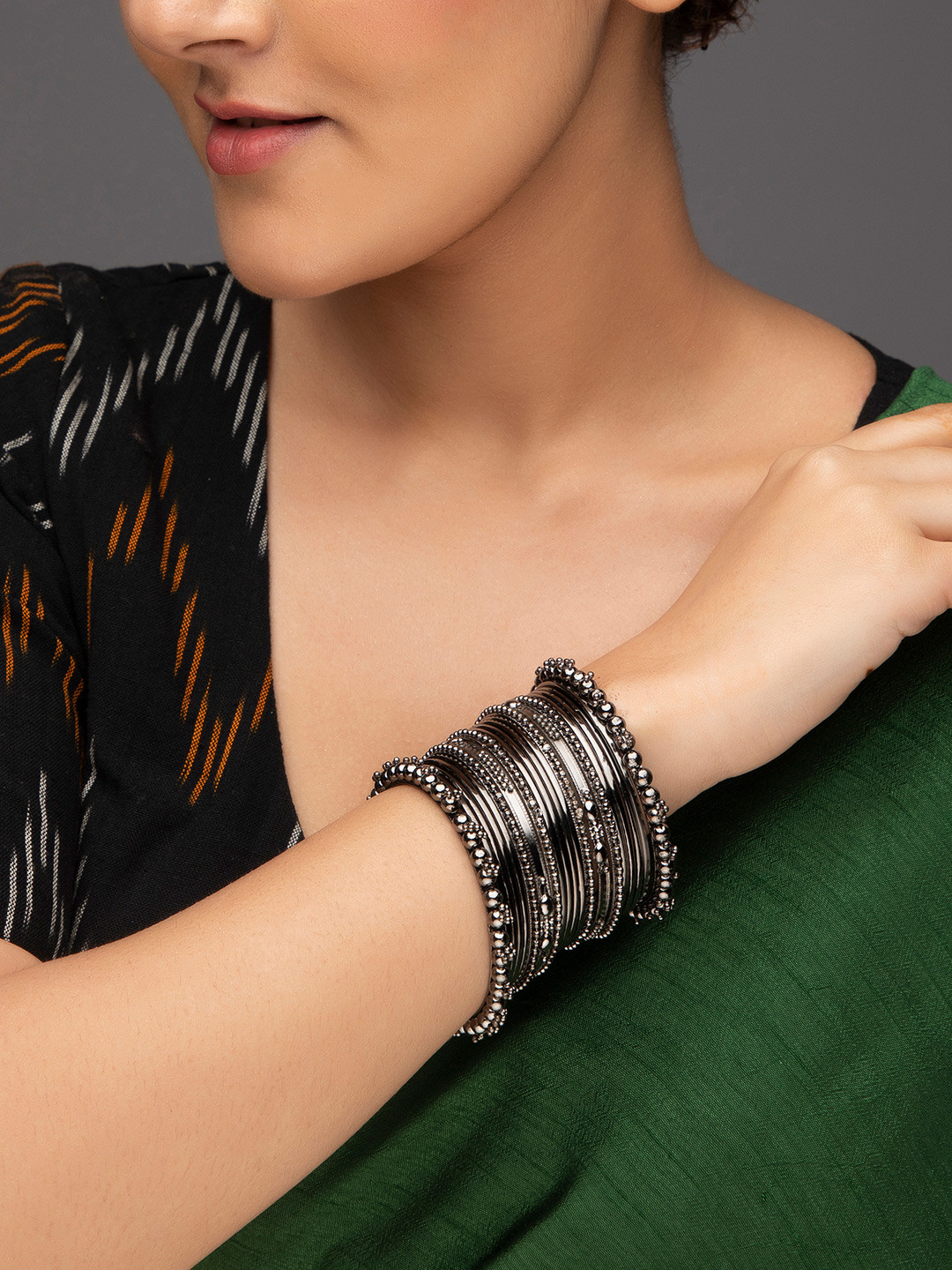 

Anouk Set of 15 Silver Plated Bangles