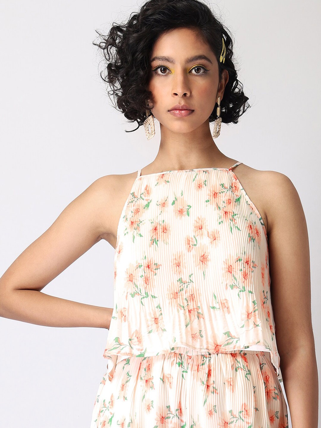 

FabAlley Beige Floral Print Georgette Crop Top
