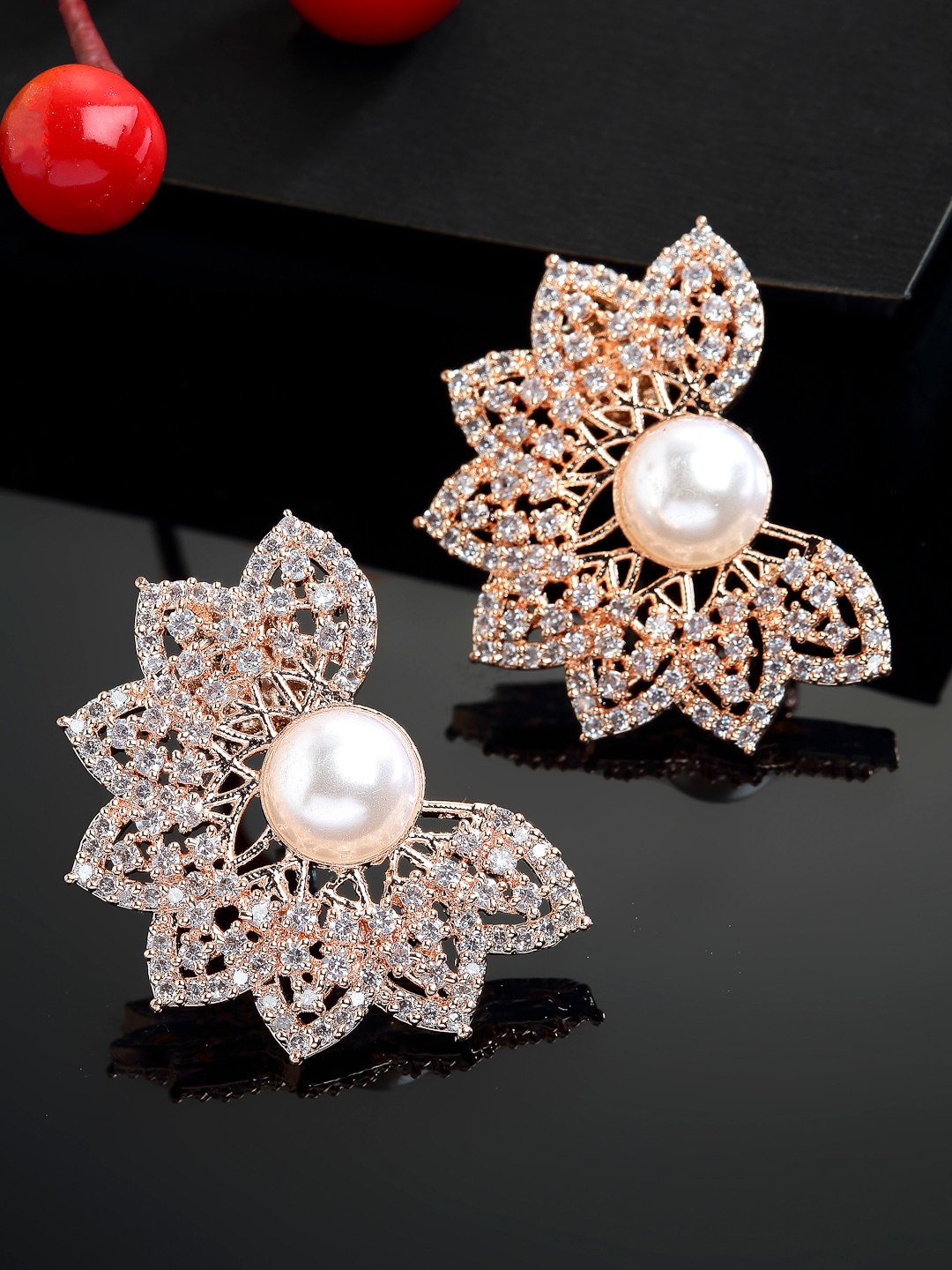 

ZENEME Off White Crescent Shaped Studs Earrings