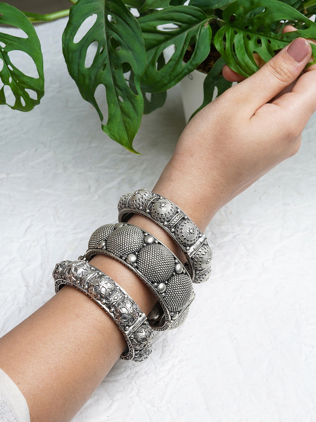 

TEEJH Women Set Of 3 Silver-Plated Bangle-Style Bracelet