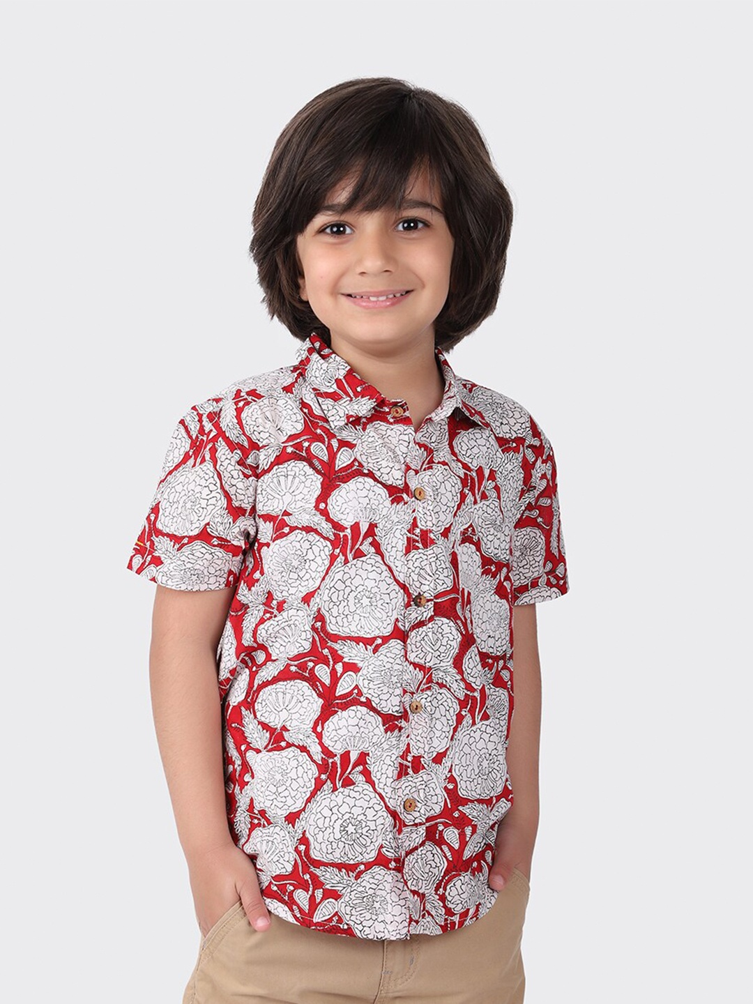 

Fabindia Boys Red Floral Printed Regular Fit Cotton Casual Shirt