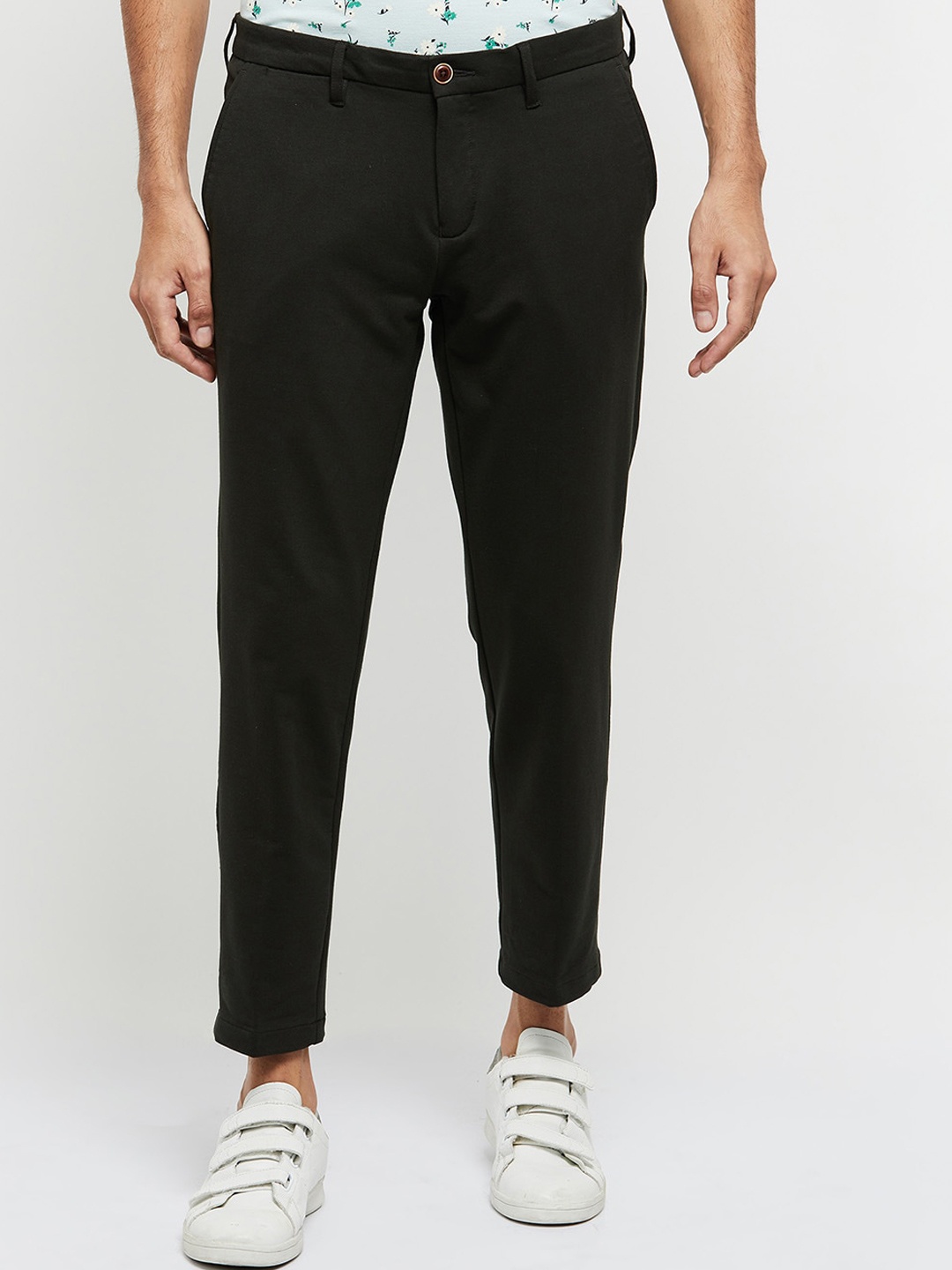 

max Men Olive Green Solid Trousers